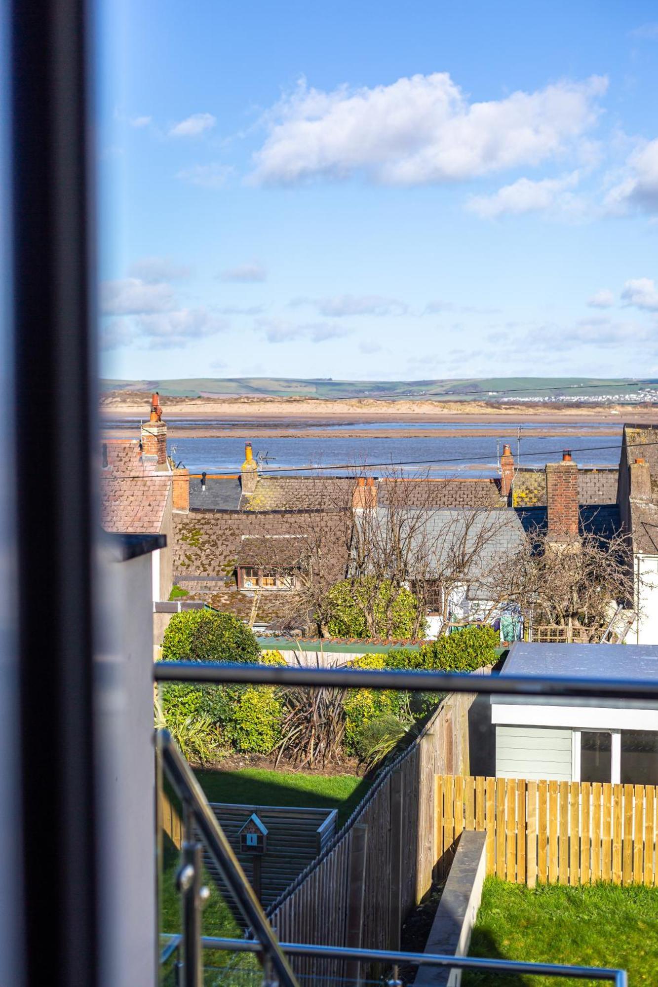 The Old Boat Yard * Appledore